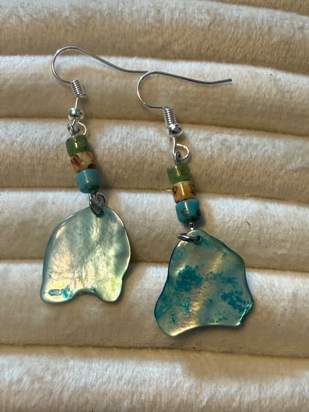 Ocean Glow – Aqua Seashell & Beaded Dangle Earrings